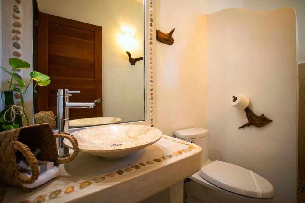 Casa Iguana - Beachfront Hotel Holbox